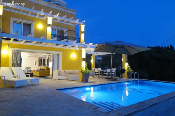 Sale of family house 83 m², land 300 m² Corfu (Κέρκυρα), Greece