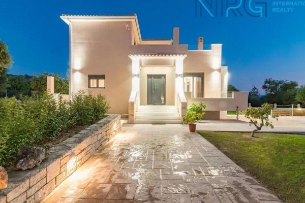 House for sale 263 m² with land 1,200 m²