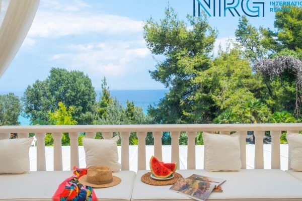 House for sale 320 m² with land 4,000 m²