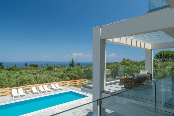 House for sale 370 m² with land 4,000 m²