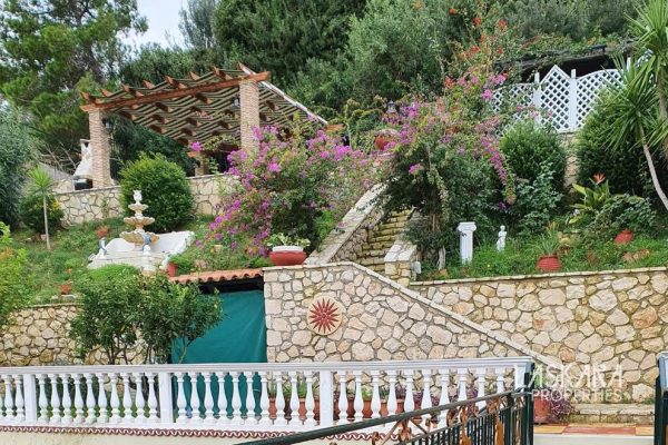 House with 4 apartments by the beach, Tsilivi, Zakynthos